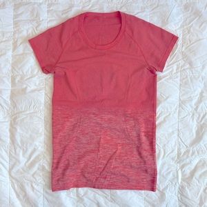 Lululemon Swiftly Tech Short Sleeve Shirt